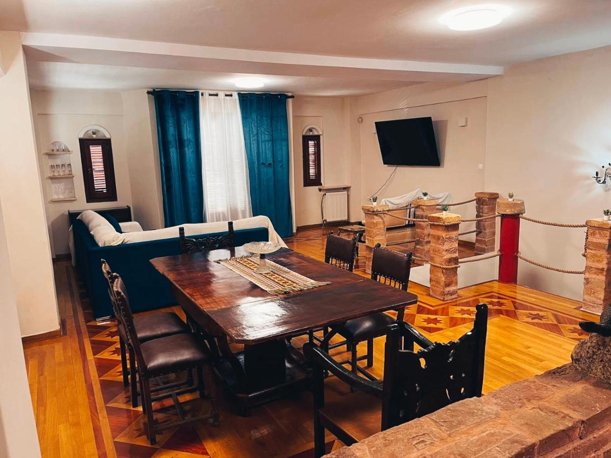C.1 Elia Old_Town Apartment Tesalonika Bagian luar foto