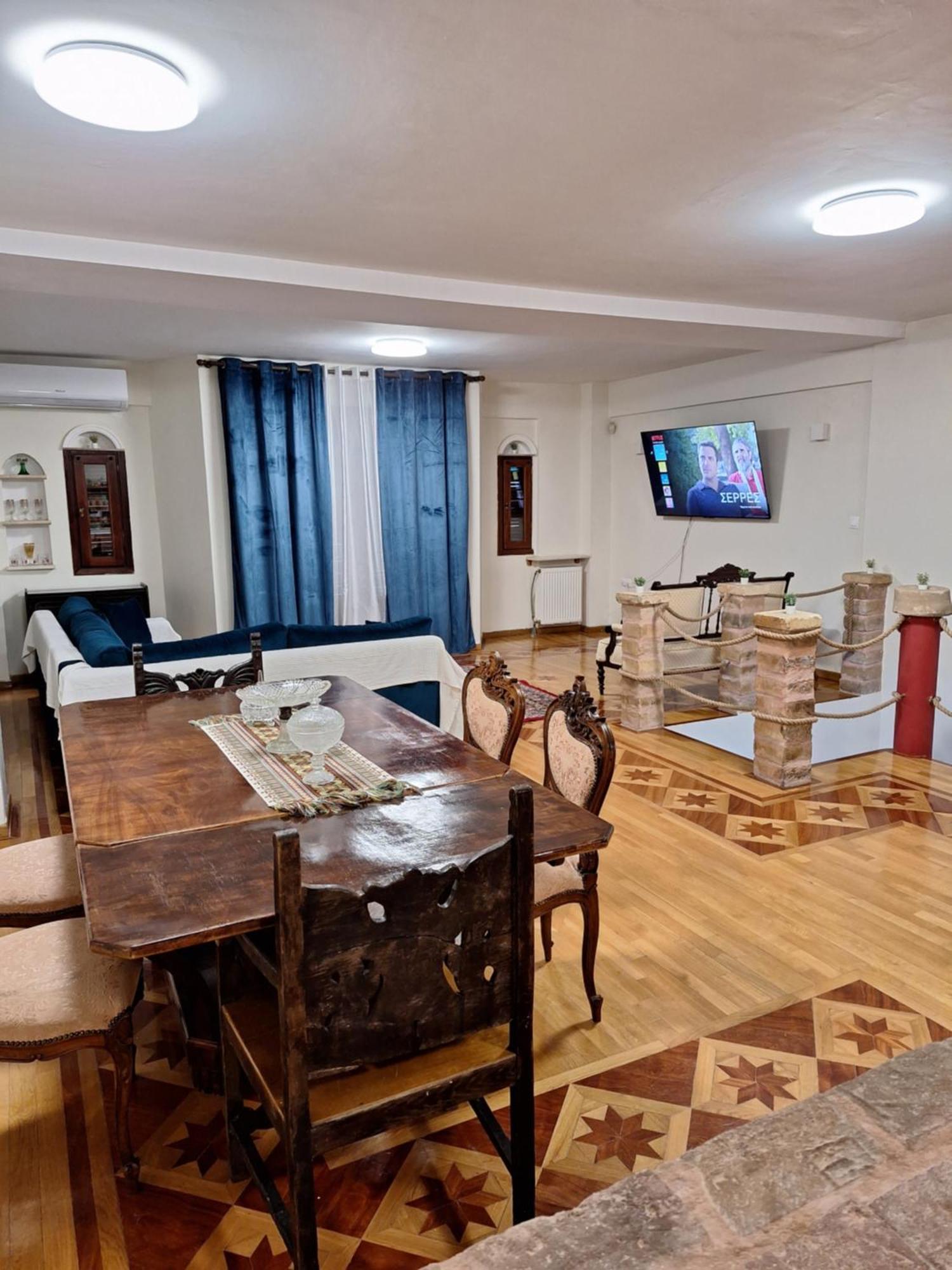 C.1 Elia Old_Town Apartment Tesalonika Bagian luar foto